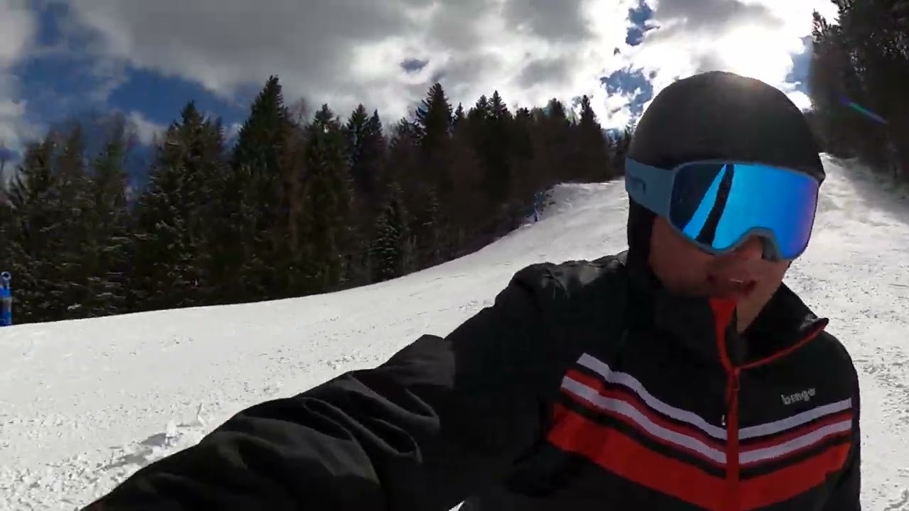 Užareni rubnici na ledari FIS staza Podkoren - Kranjska Gora neposredno prije utrke svjetskog kupa