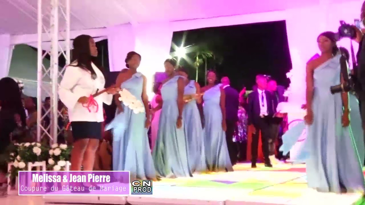 COUPURE DU GÂTEAU DE MARIAGE DE MELISSA & JEAN PIERRE AMOUGOU BELINGA