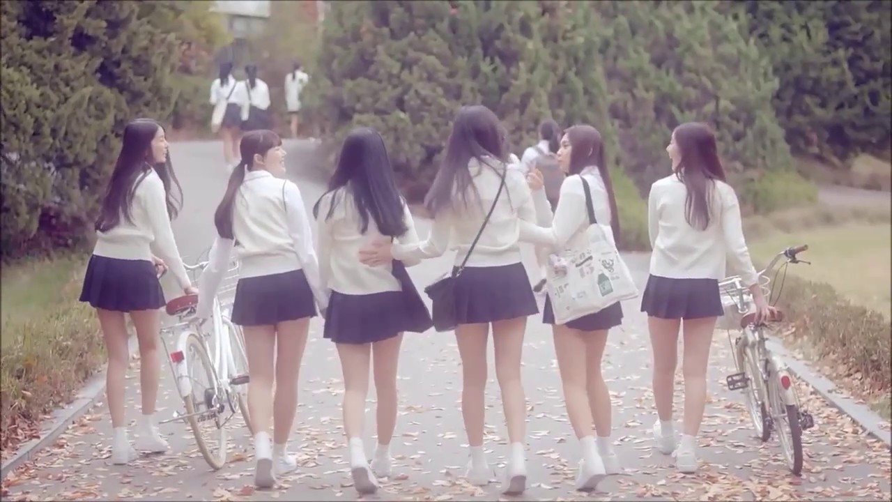 GFRIEND - Glass Bead (But every time they say 'Yo' it gets faster)
