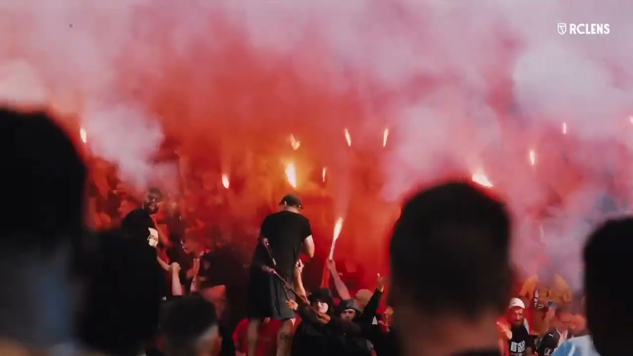 RC Lens Fans at Training Before Derby