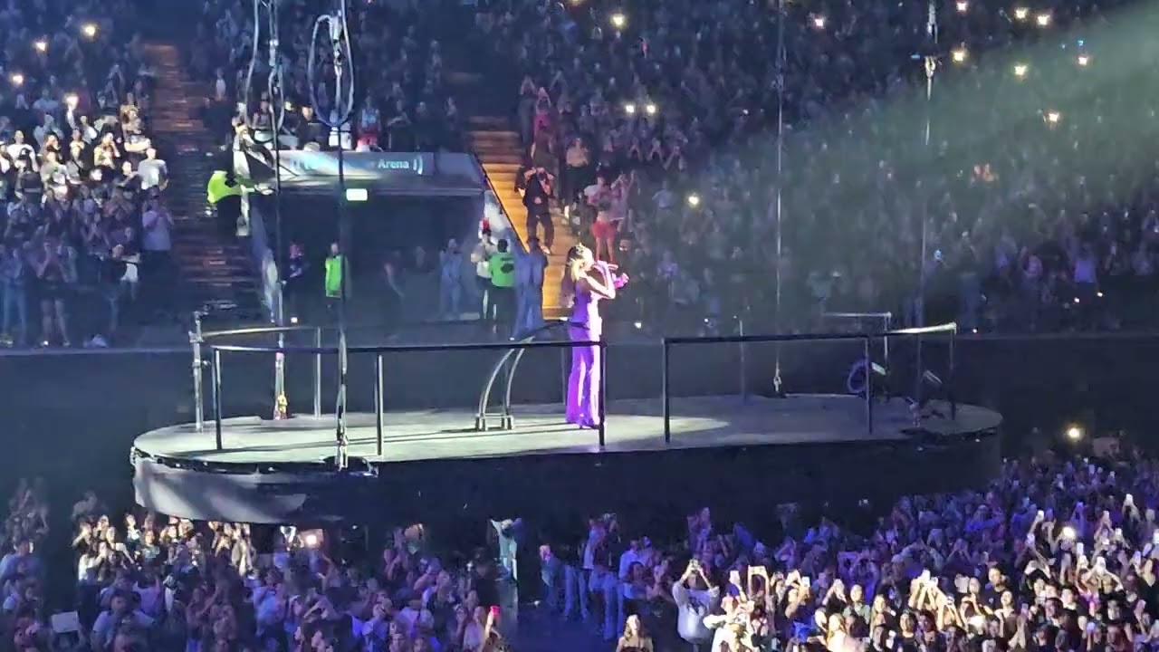 Emilia - Iconic.mp3 tour