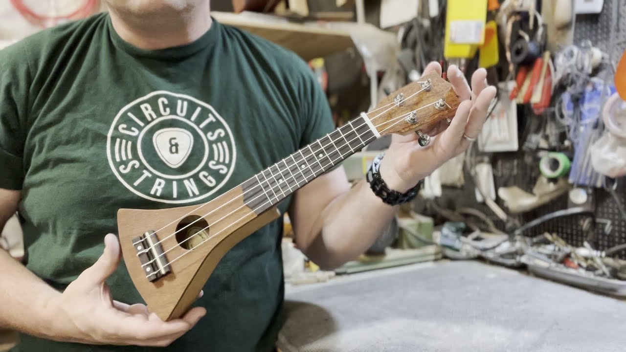Sopranissimo Backpacker Ukulele