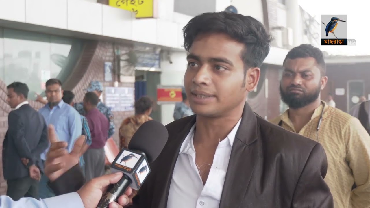 বিমানবন্দরে আসার পর অনেকে জানতে পারছেন ফ্লাইট বাতিলের খবর, যাত্রীদের দুর্ভোগ | Maasranga News