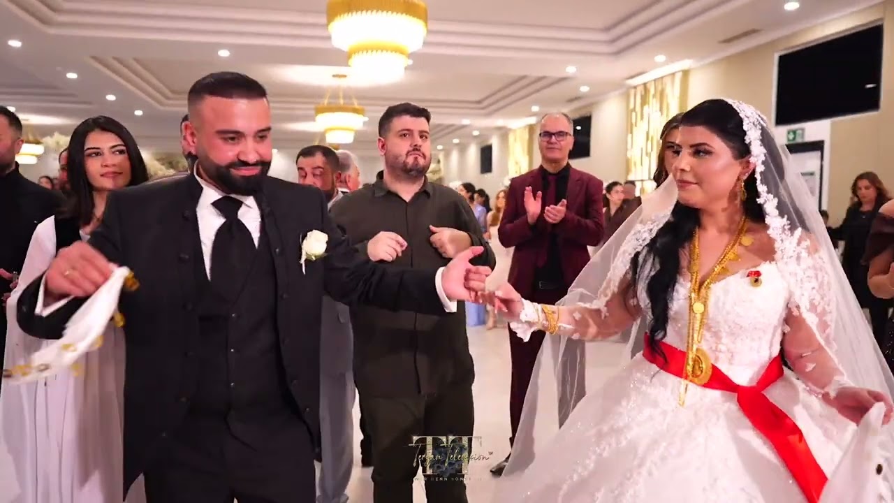 Zedan & Berfin / Kurdische Hochzeit / Gie&szlig;en / S&auml;nger: Koma Pira / Rec: Terzan Television&trade; -
