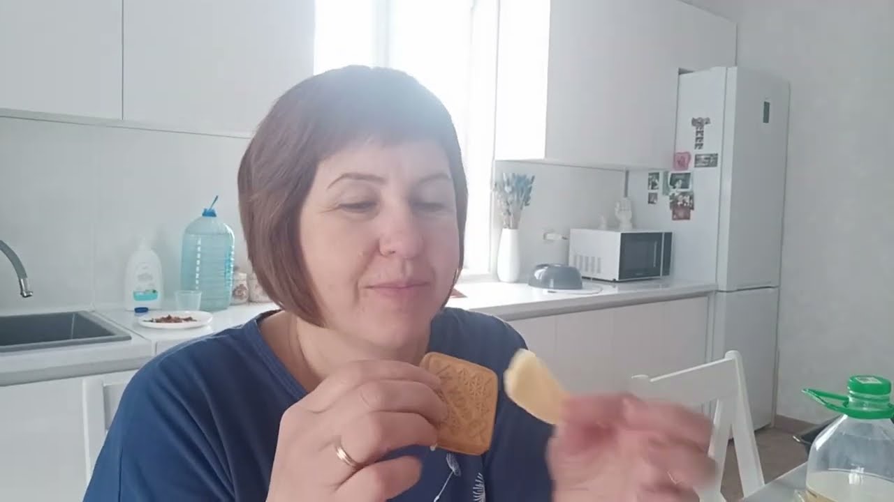 Слетала в космос)) Примерили маме сапоги на ВБ 