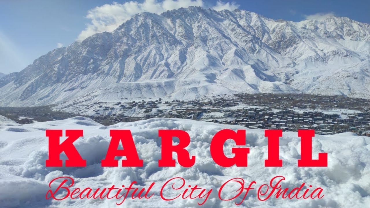 Beautiful Kargil City || Winter View During Snowfall ❤️❤️