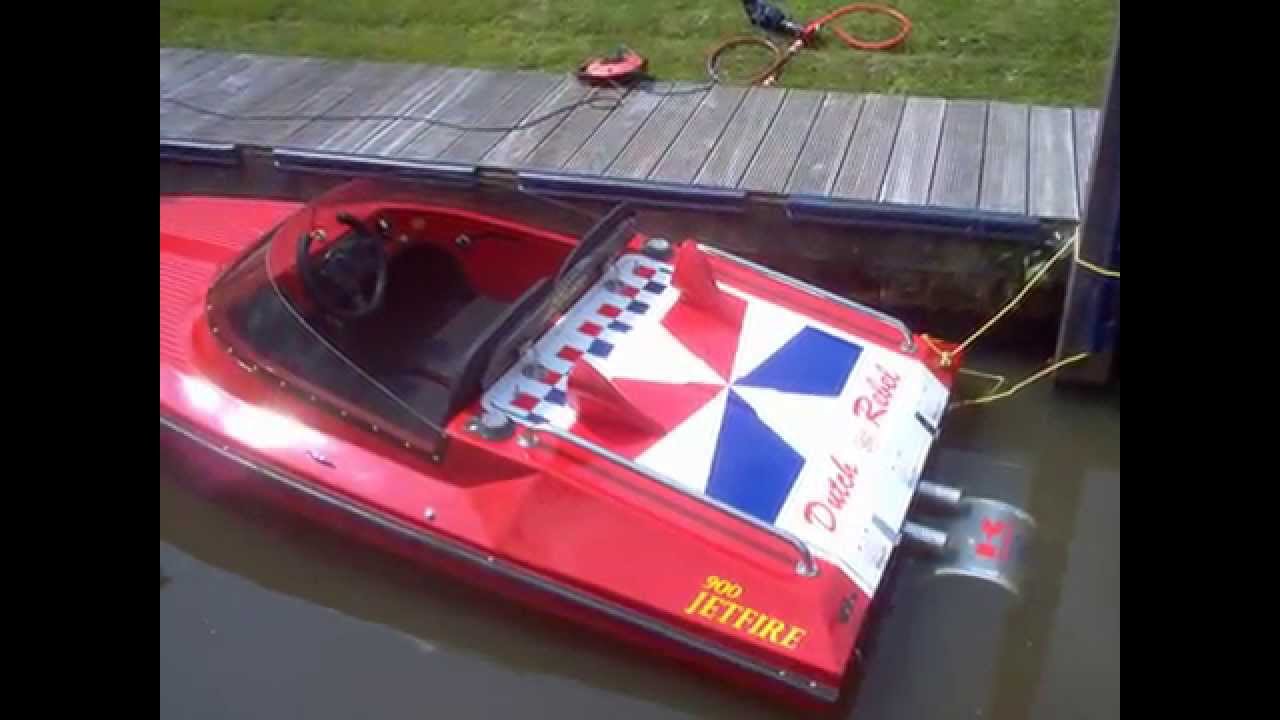 Almarine Seatfire with 100 hp Kawasaki waterjet (construction)