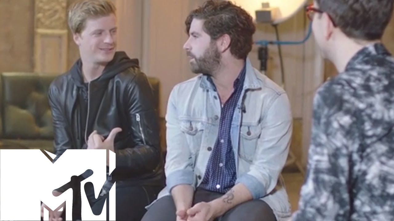 Bet You Can't Guess What Foals' First Gigs Was? | Soundchain Exclusive | MTV Music