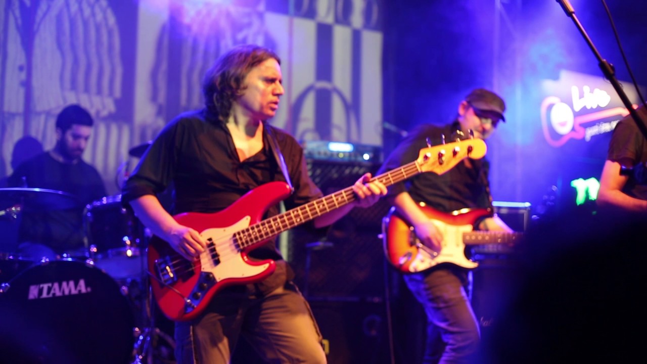 &Pi;ό&sigma;&omicron; &kappa;&omicron;&nu;&tau;ά &epsilon;ί&nu;&alpha;&iota; &eta; &Alpha;&sigma;ί&alpha; , &Mu;&Omega;&Rho;&Alpha; &Sigma;&Tau;&Eta; &Phi;&Omega;&Tau;&Iota;&Alpha;