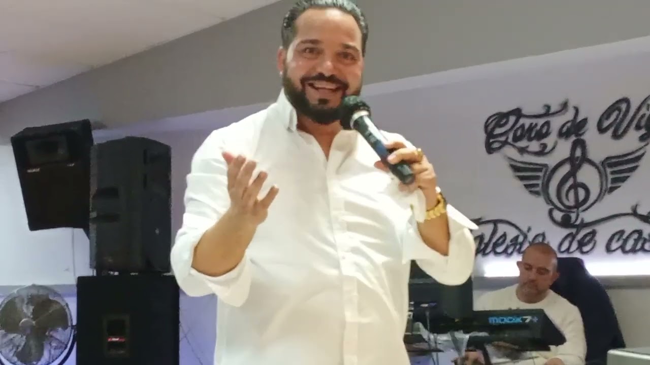 Predicaion .del pastor .aclamó no me responde.una palabra llena de Dios