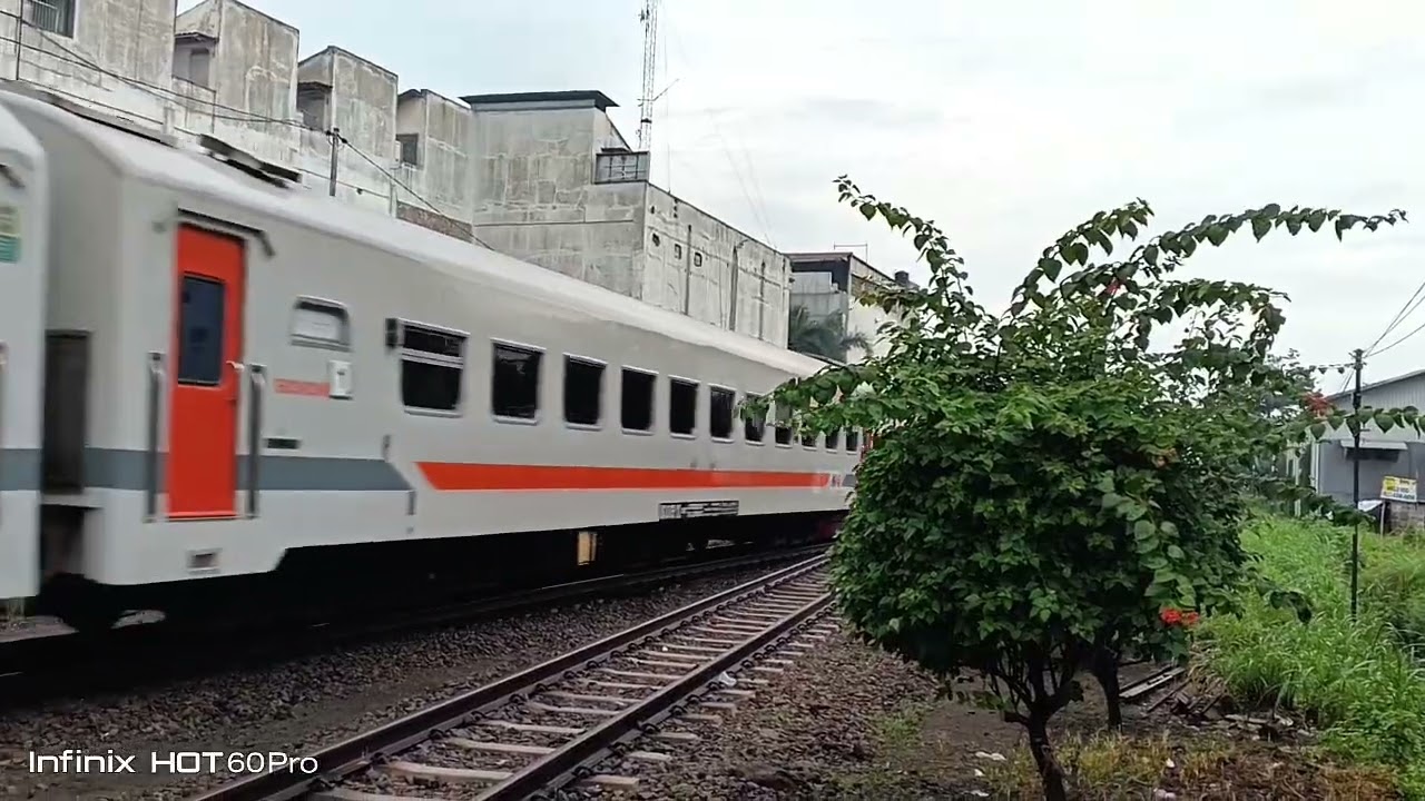 Beberapa video kompilasi KA lokal
