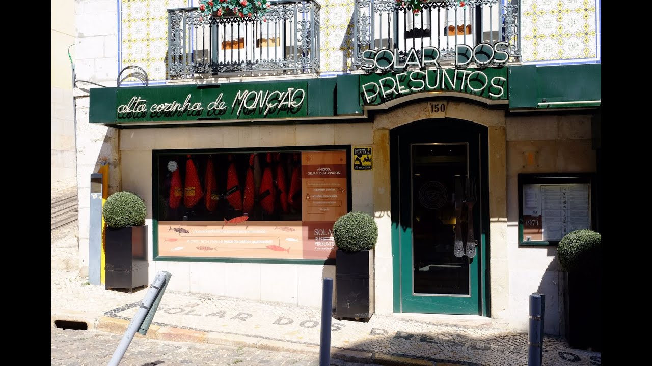 Restaurante Solar dos Presuntos é marca de qualidade e tradição