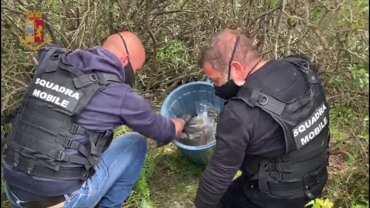 Droga nelle scuole di Oristano - Il sequestro