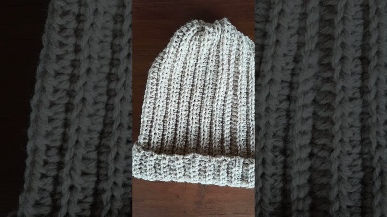 TOUCA OU GORRO EM CROCHE.(DOAÇÃO) 