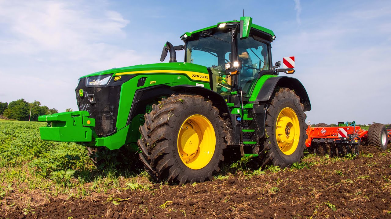 New!! 😍 John Deere 8R370 + Kuhn Performer 3000 😎