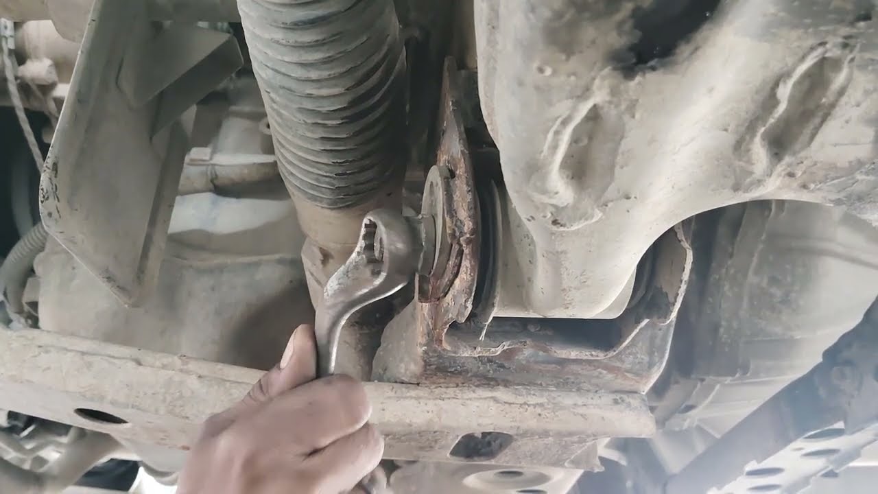 Toyota innova wheel alignment adjustment and Cambar adjustment👍