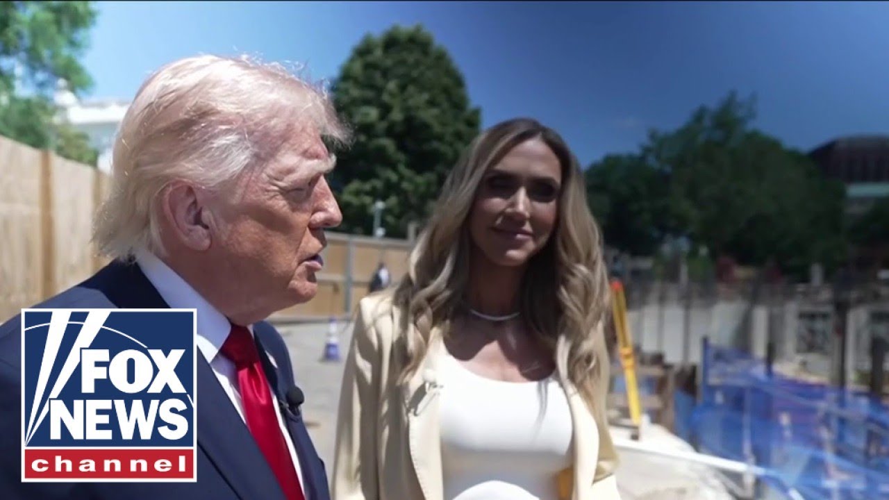 Трамп показывает, как идет строительство бального зала в Белом доме