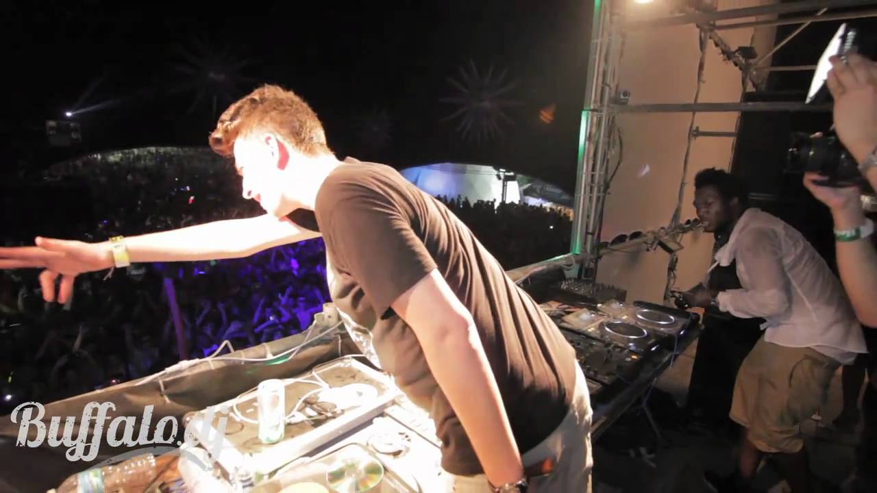 Skream + Benga - Ultra Music Festival 2011 @ The Tower - 3.26.11