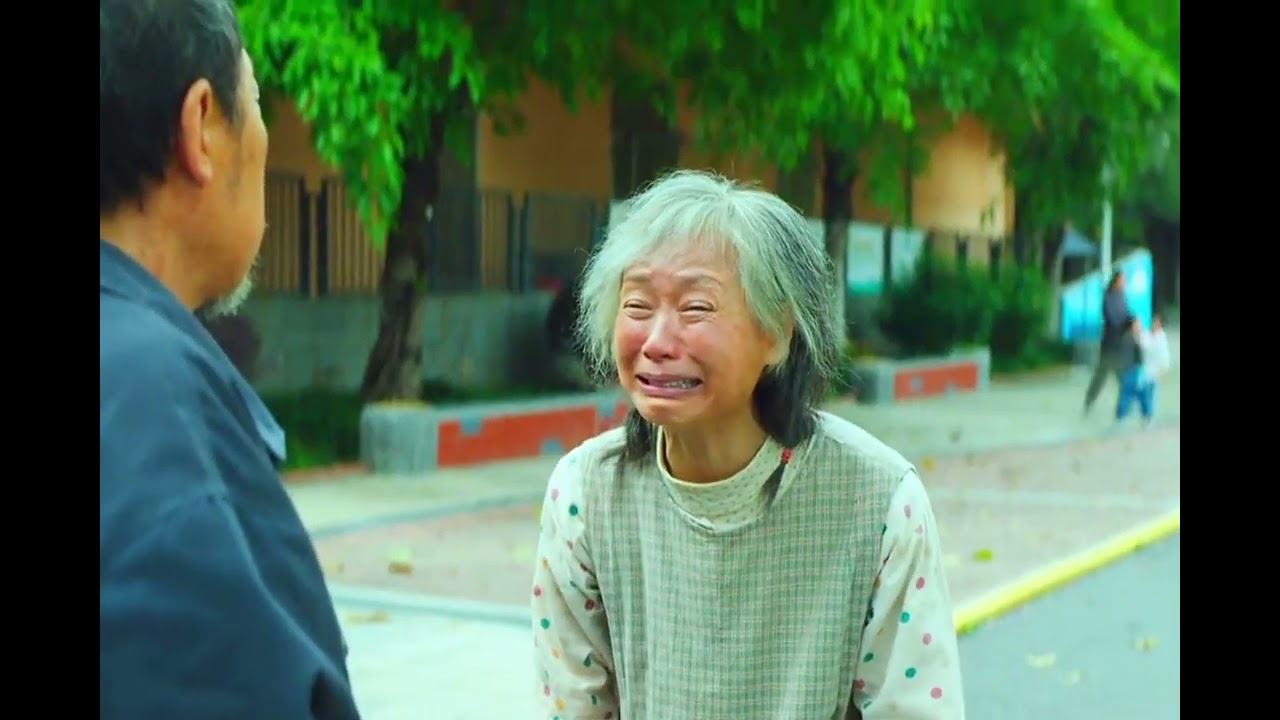 原來，最美的愛情從來不是“永遠”，而是“此刻，我用力地愛著你”…一霎間，倪大紅、惠英紅、梁家輝、葉童的愛情故事讓人感動