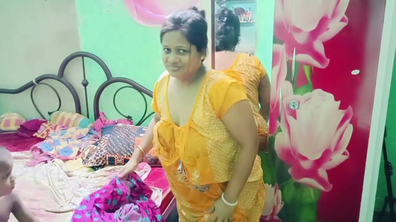 আমি ঘুমিয়ে ছিলাম একটু বেলা হয়েছে বলে গোটা গায়ে আমার জল ঢেলে দিলো তোমাদের দাদা // #video #youtube