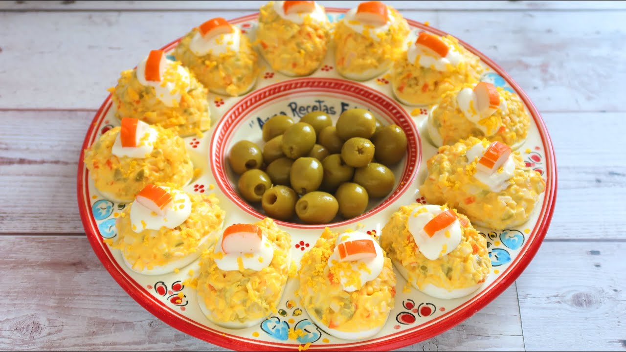 Huevos rellenos de surimi
