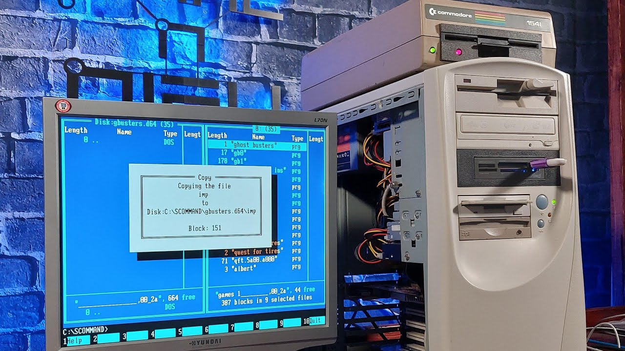 40 Years of Media Compatibility in One PC! (C64, ZIP Disk, and More!)