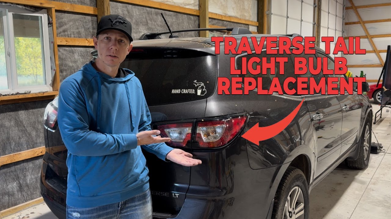 Замена задних фонарей и лампочек на Chevrolet Traverse 2009&ndash;2017 годов выпуска &mdash; как это сделать