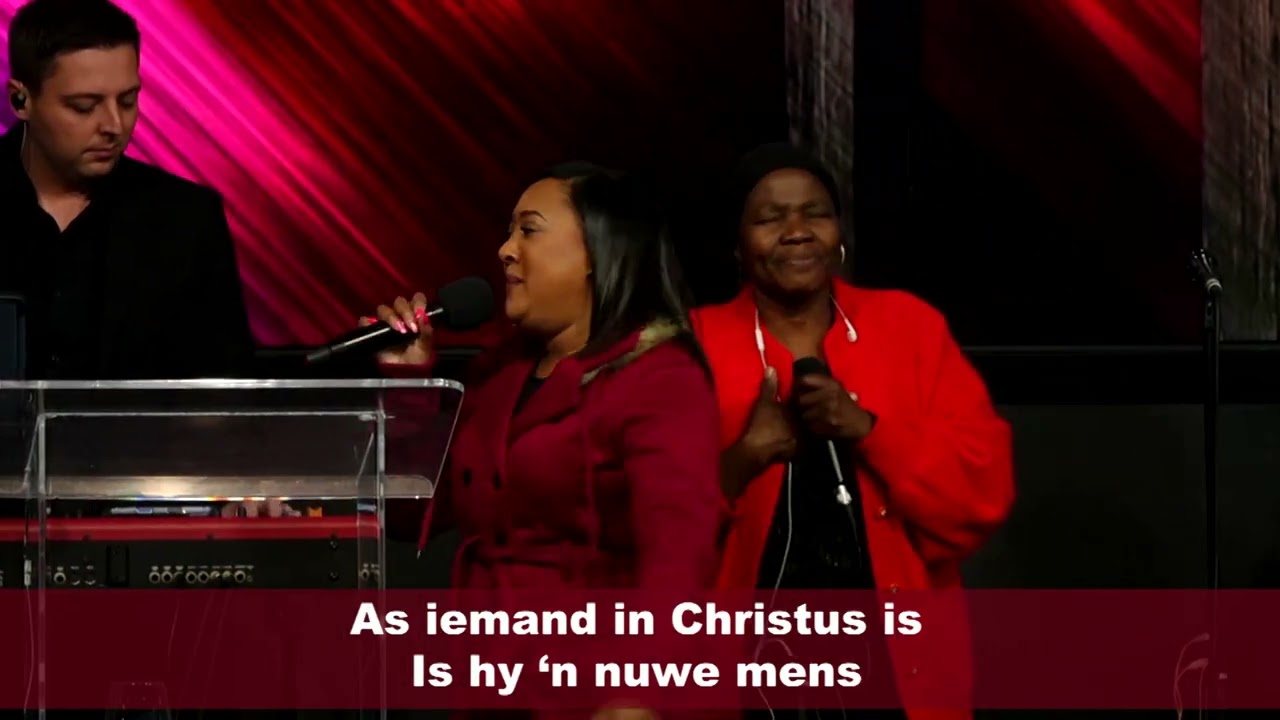 Ek is 'n nuwe mens/As God begin beweeg - Familie Sentrum Orkes