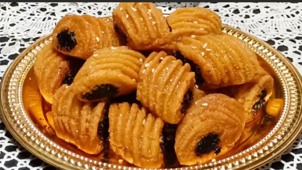 مقروط المقلة المعسل يذوب في الفم بالسميد رقيق