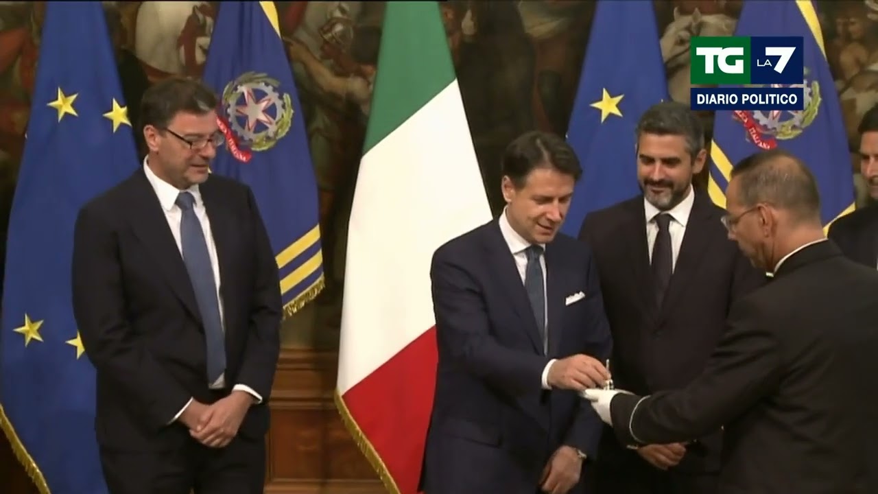 La 'cerimonia della campanella' compie 26 anni: ecco tutti i precedenti