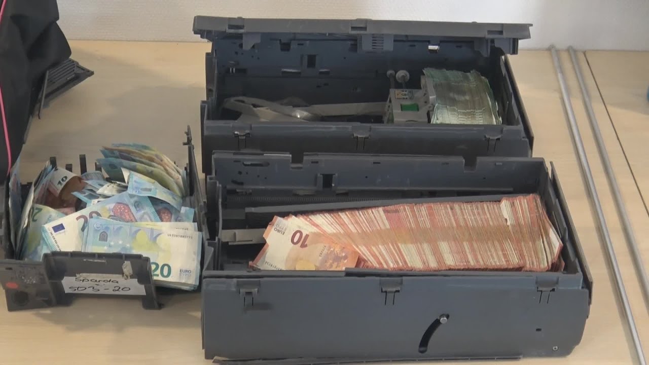 2 Geldautomatensprenger festgenommen - Beweismittel + Fluchtfahrzeug + O-Töne in Köln am 21.12.16