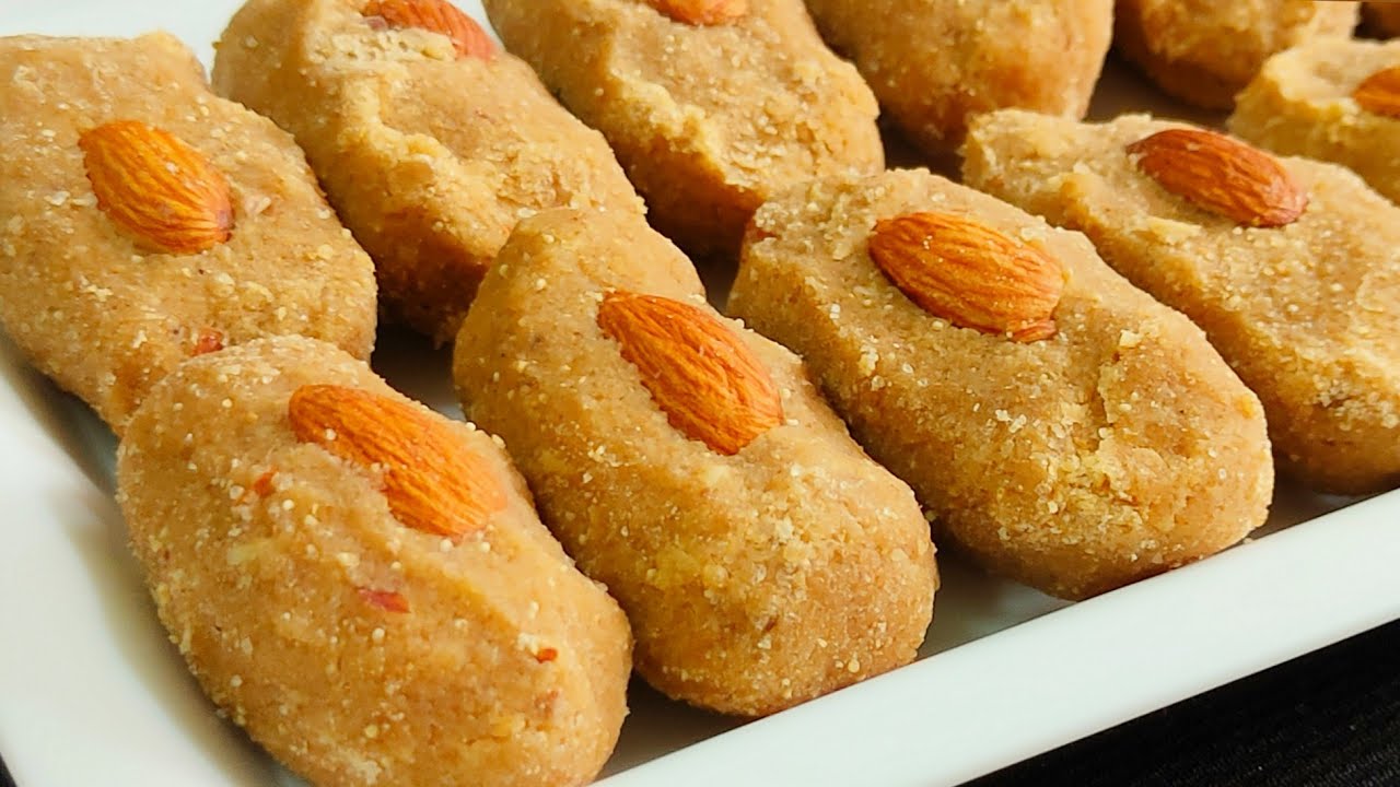 ਆਟੇ ਤੇ ਖੋਏ ਦੀਆਂ ਟੇਸਟੀ ਪਿੰਨੀਆਂ♥️‌Khoye ki Pinni | आटे और मावा की पिन्नी Wheat flour Mawa Laddu