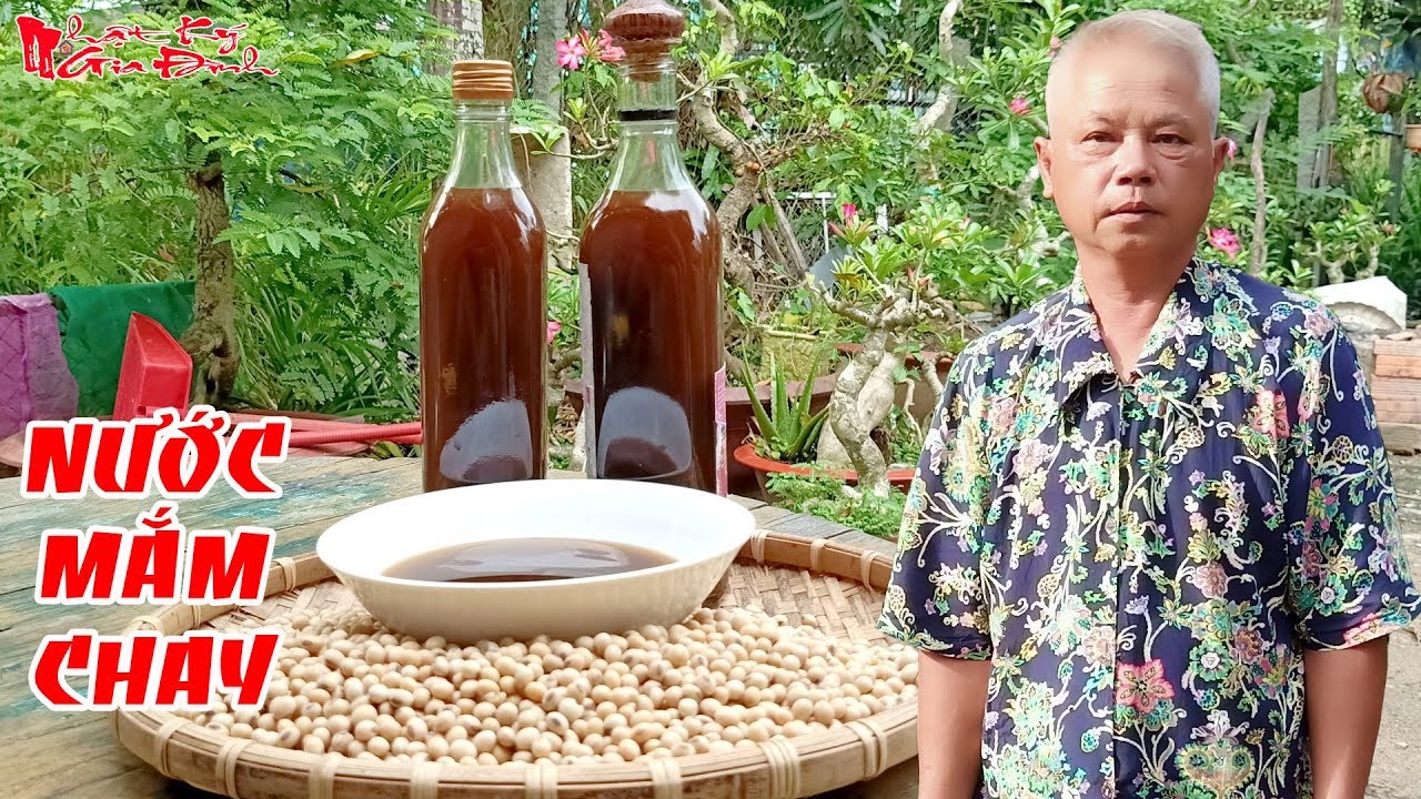 Cách Nấu Nước Mắm Chay Chiết Xuất Từ Hạt Đậu Nành Vị Miền Tây Của Ông 5 Châu Đốc | NKGĐ