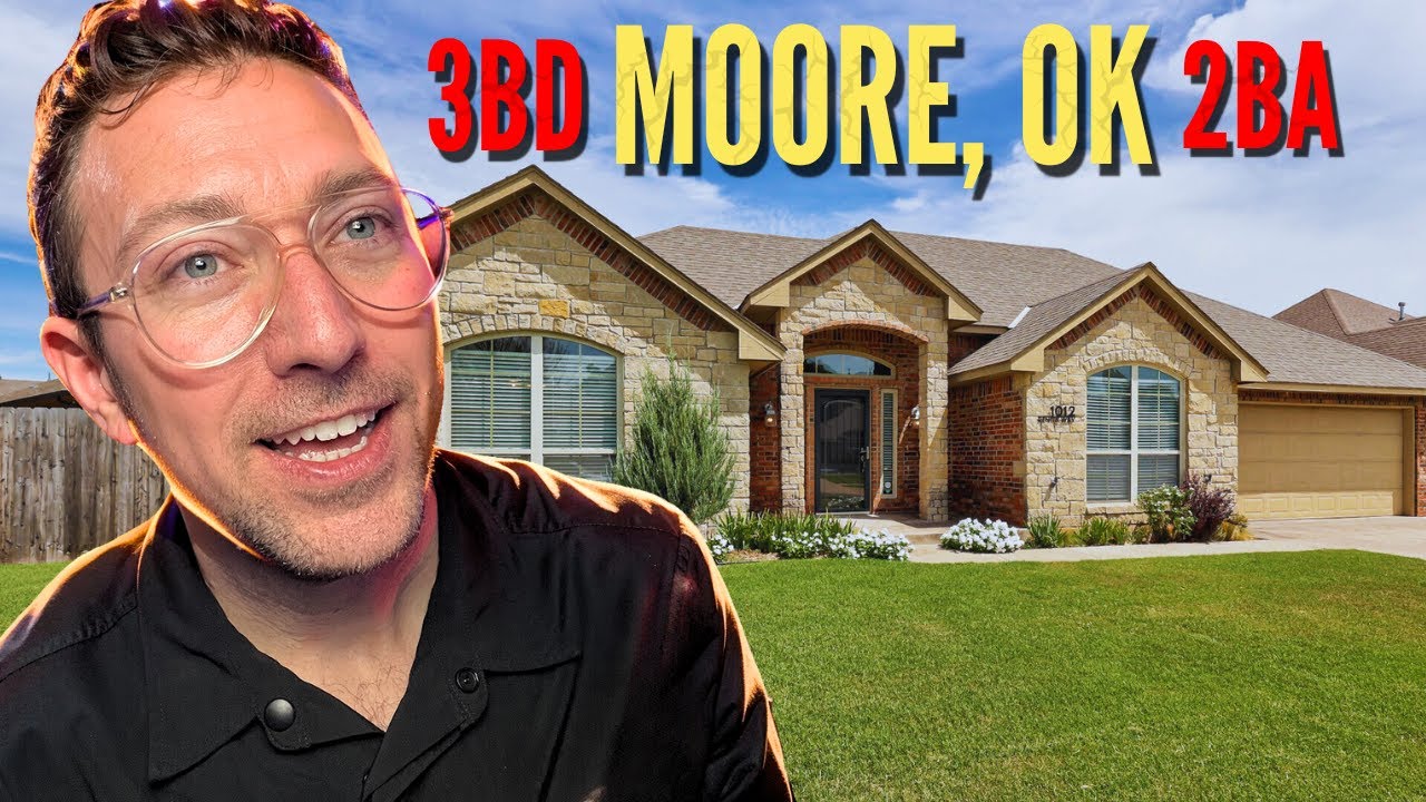 Explore THIS Stunning 3 Bedroom HOME FOR SALE IN MOORE OKLAHOMA!