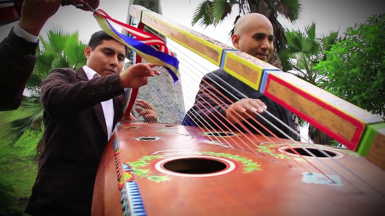 Raúl Gómez Gómez / Serenata Ayacuchana / vídeo Oficial / TARPUY PRODUCCIONES