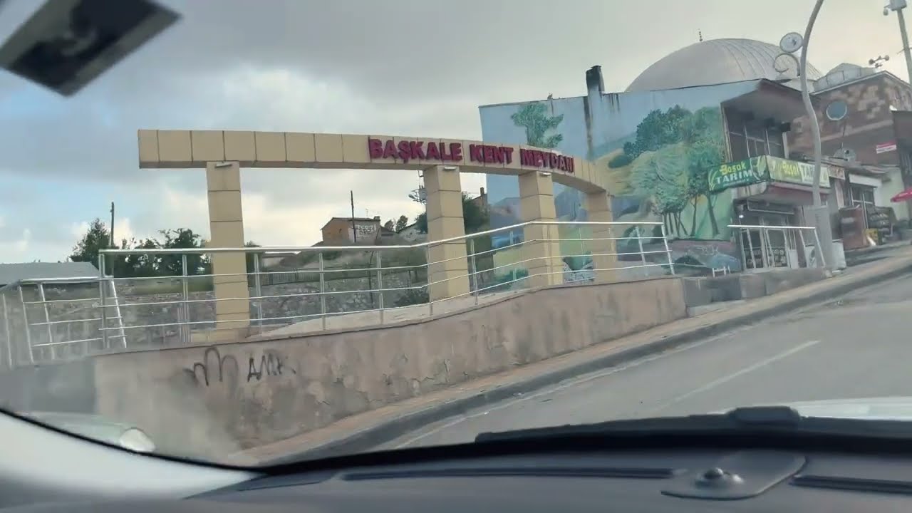 Başkale yolu,Başkale il&ccedil;e turu