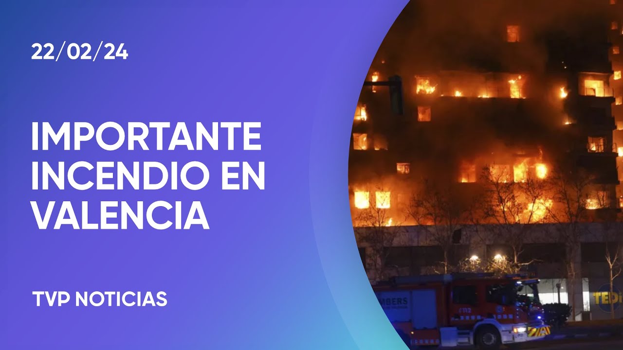 Incendio en un complejo de edificios en Valencia