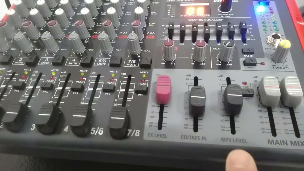 MESA DE SOM NOVIK-AMPLIFICADA- NVK800