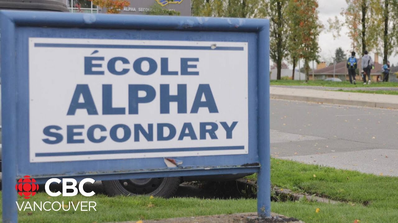5 overcrowded Burnaby high schools considering staggered schedules