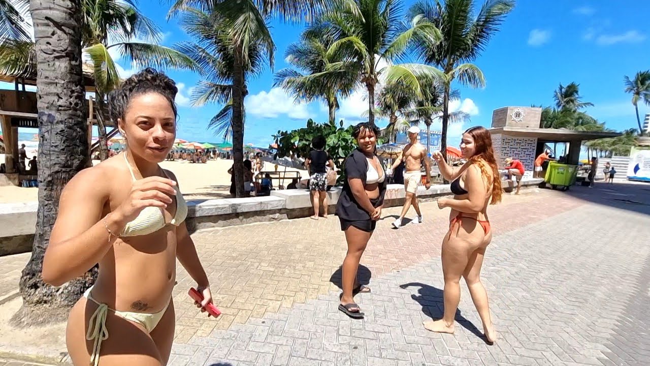 RECIFE NO FERIADO ORLA MARÍTIMA DE BOA VIAGEM PRAIA DE PIEDADE 1 maio 2024