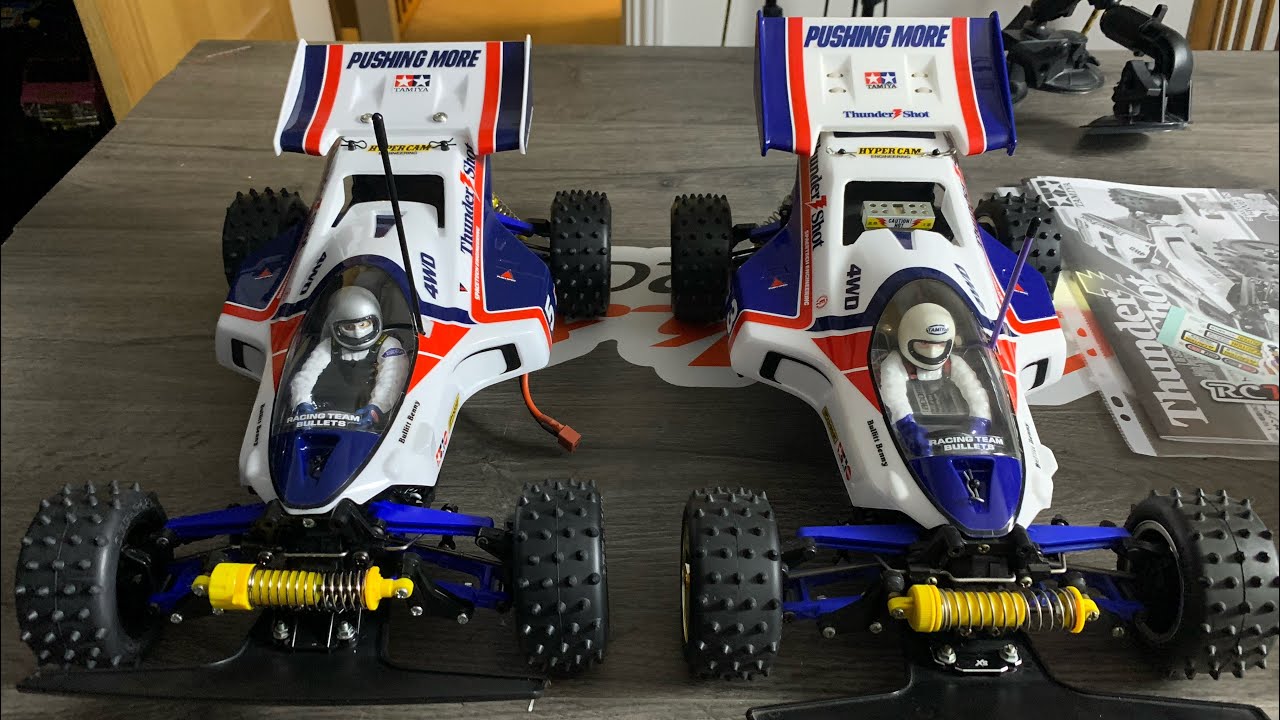 Построение скоростного броска Tamiya Thunder на время и установление быстрого круга на новой трассе.