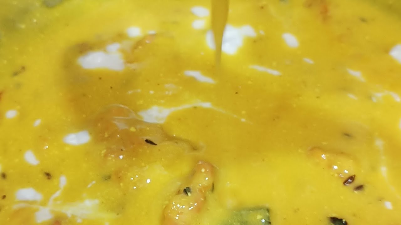 बस मिलाइए और बनाईये कढ़ी आसान तरीका से#viral #recipe #tiktok #youtubeshorts #viral#holi 