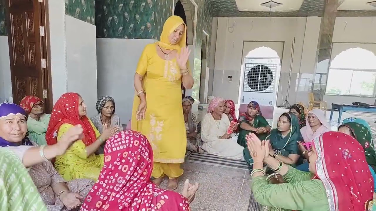 चेतावनी भजन में बहु का धमाकेदार डांस लेकर आई आपकी लाडली#santosh_kotts #funny dance💃💃💃💃💃💃💃💃💃💃💃💃💃💃💃