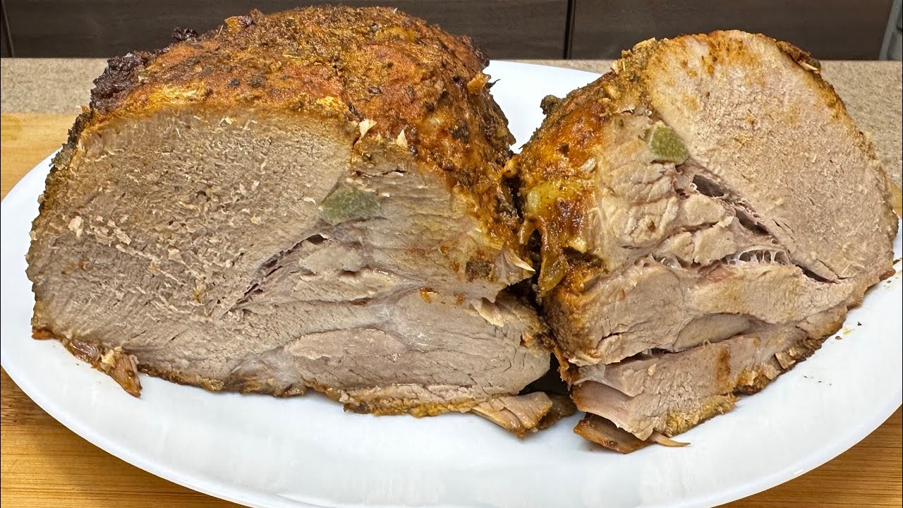 Сочная свиная шея, запеченная целиком, отличный рецепт. Попробуем.