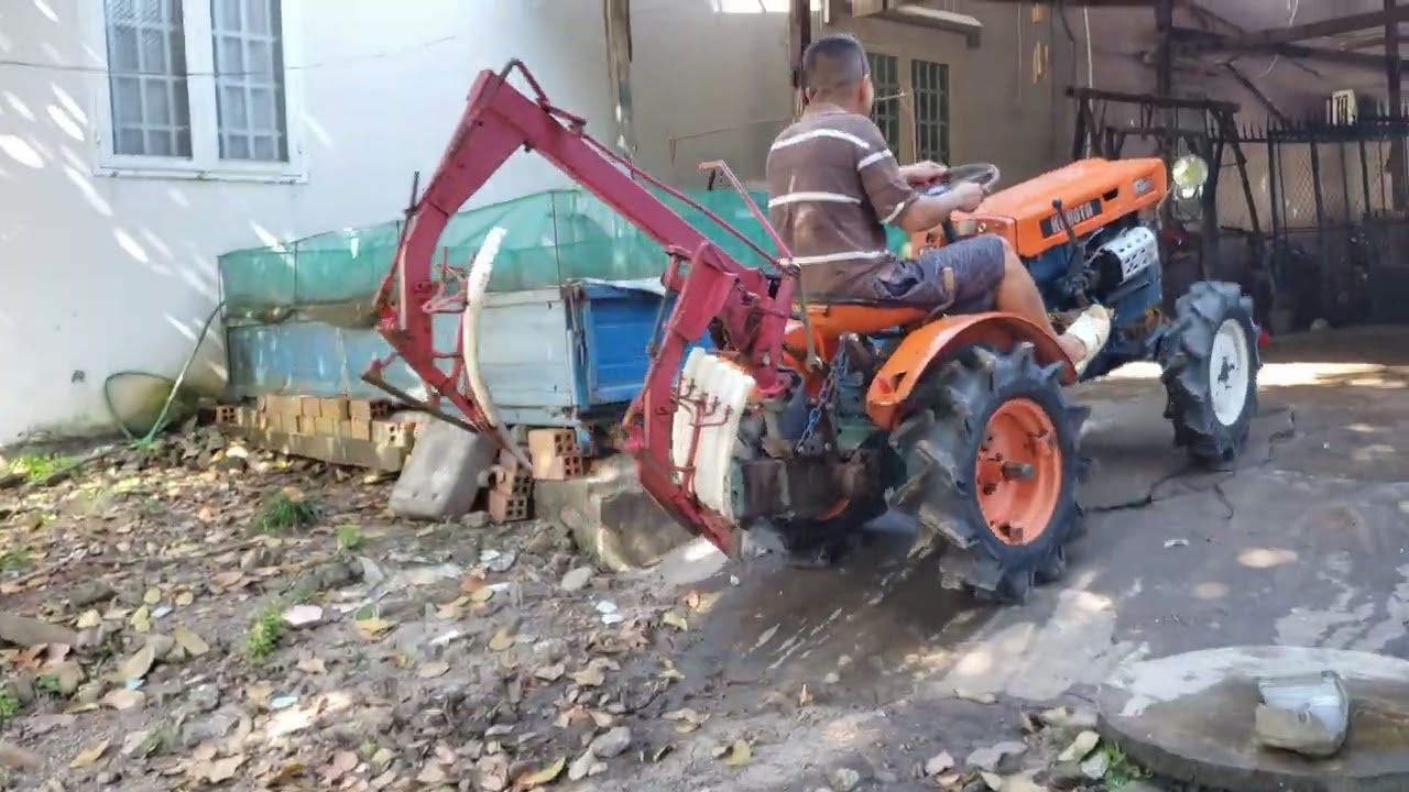 KUBOTA B6000 cày  xới  các  kiểu. 0913739172