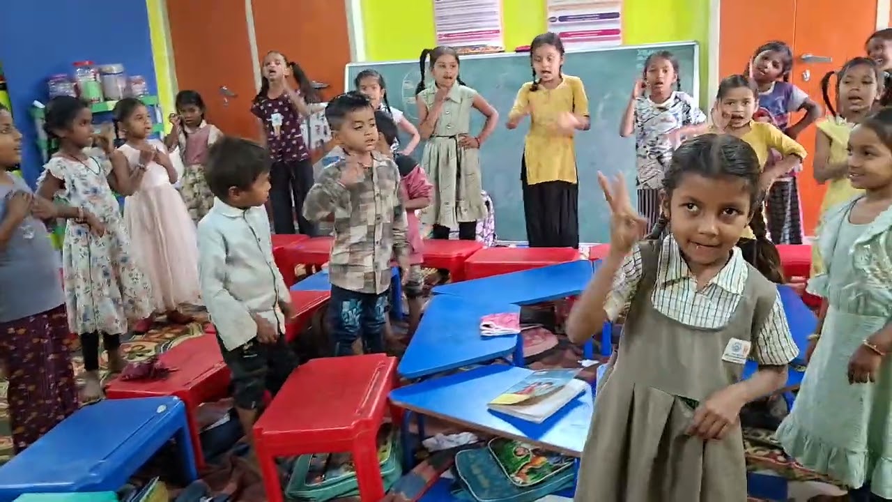 Dhinka chika dhinka chika he...balgeet 