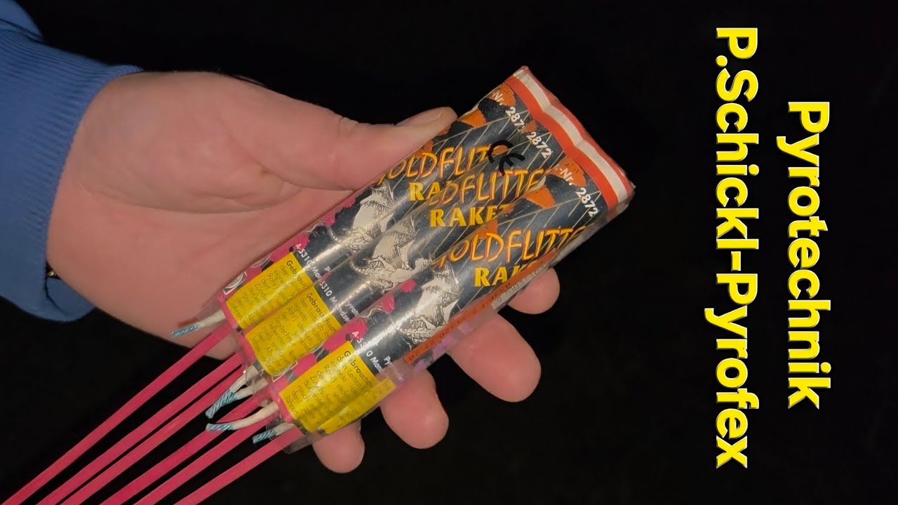 Gold glitter rockets from Pyrotechnics P. Schickl-Pyrofex