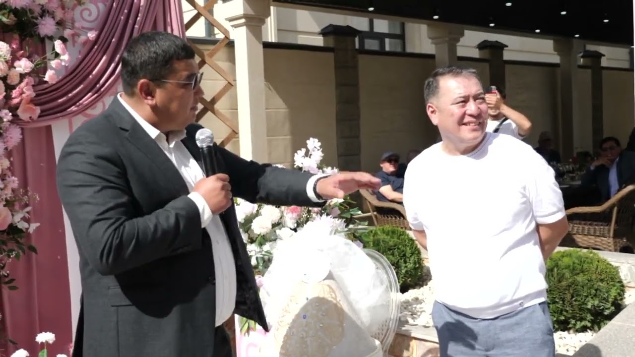 Олжас тамада . 8707 484 13 13