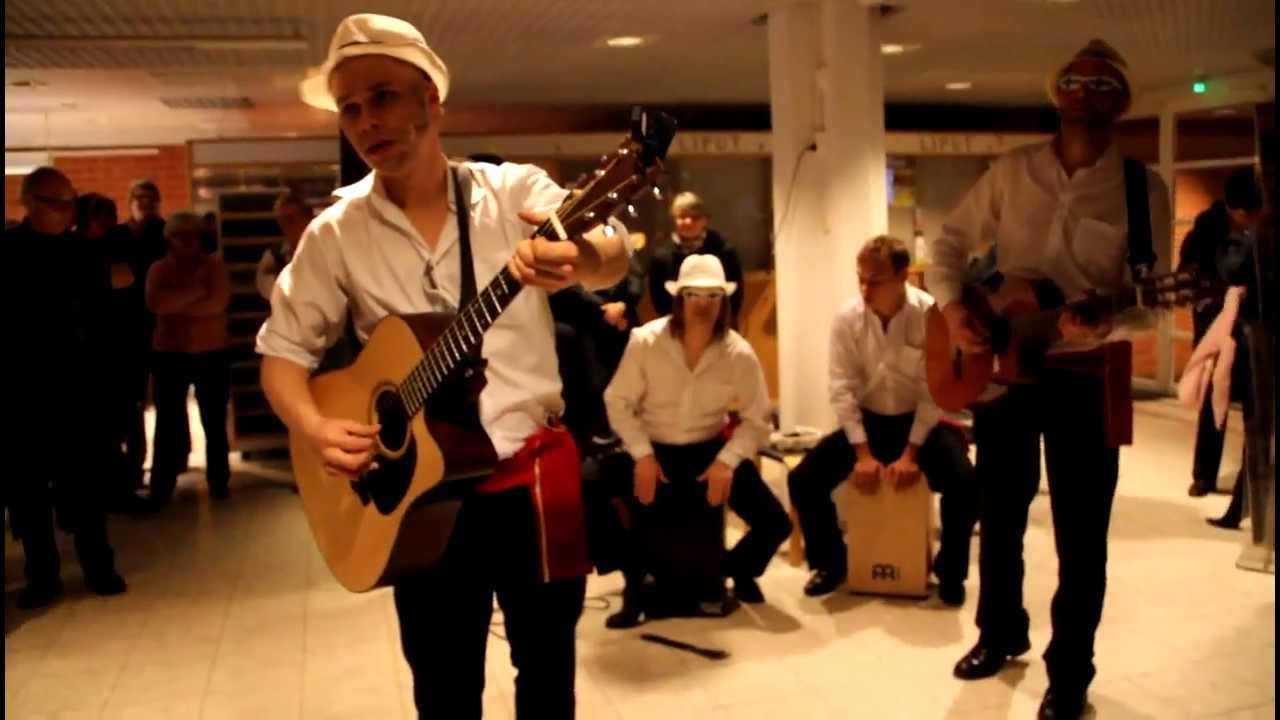 Kaukolasipartio Tuupovaaran Yössä virallinen musiikkivideo)