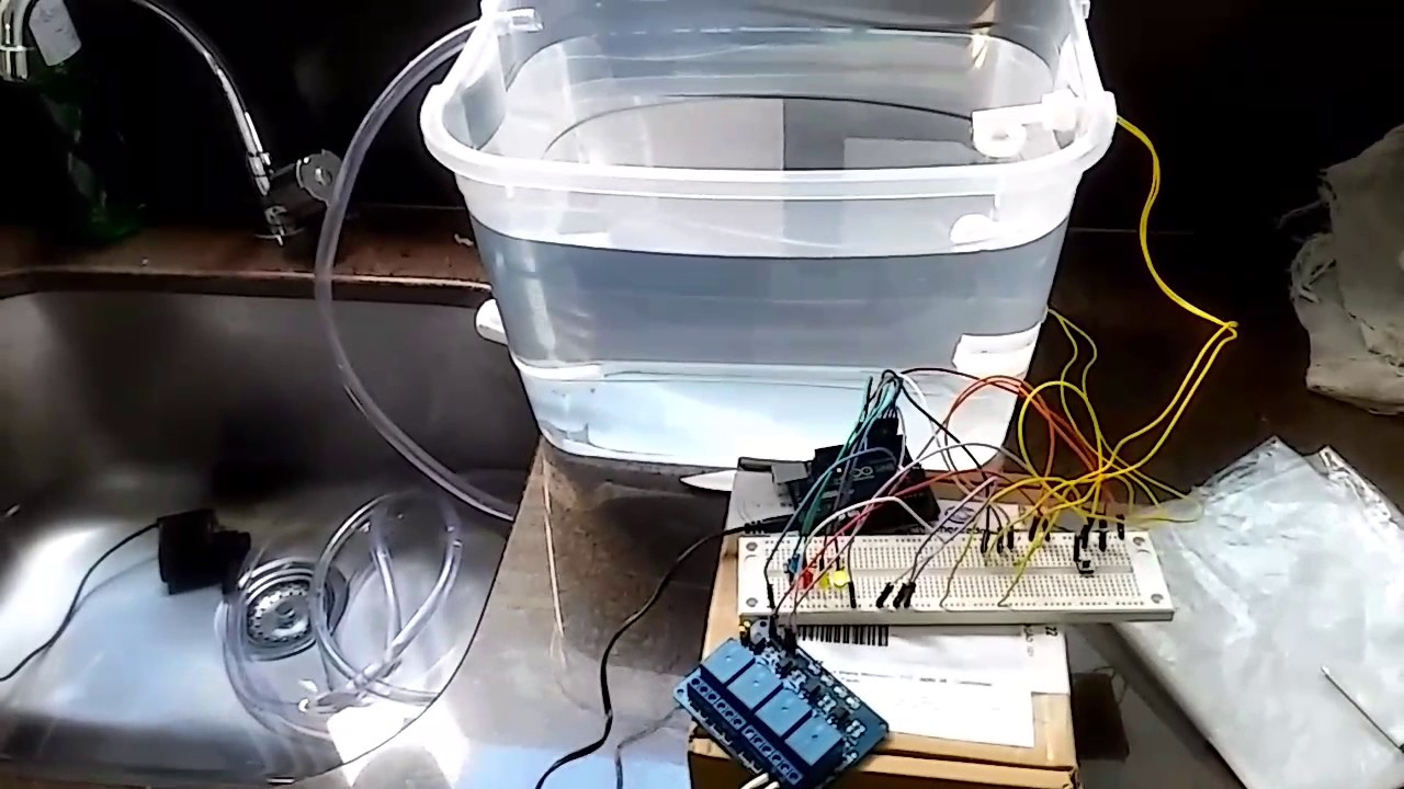 Controle de bomba e sensores de nível com Arduino